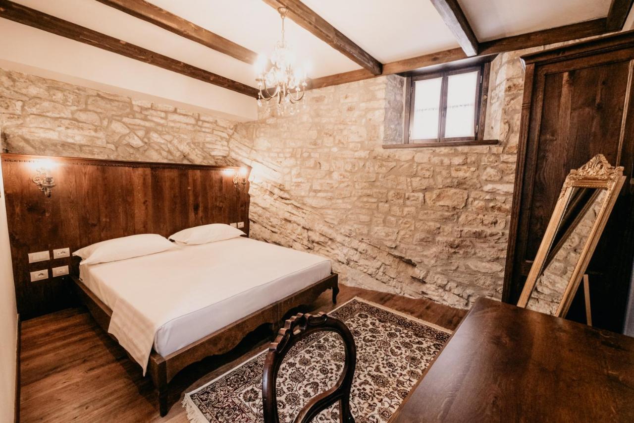 Beratino Hotel エクステリア 写真