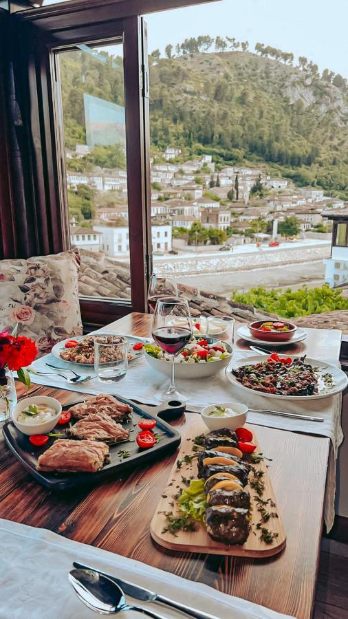 Beratino Hotel エクステリア 写真